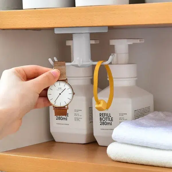 360 Rotating Wall-Mounted 6-Claw Storage Hook in Bathroom
